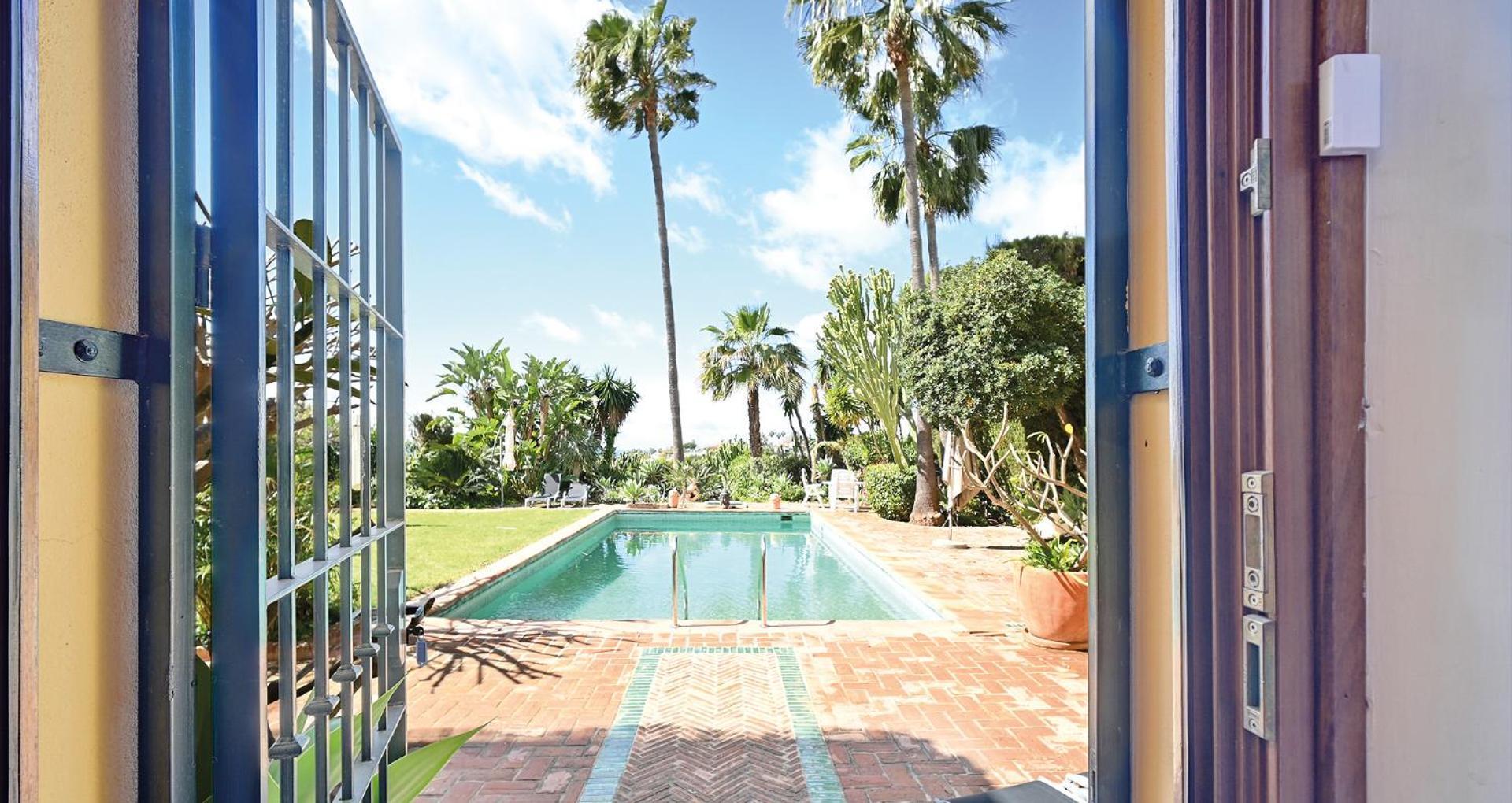 Apartamento In Elegant With Pool In