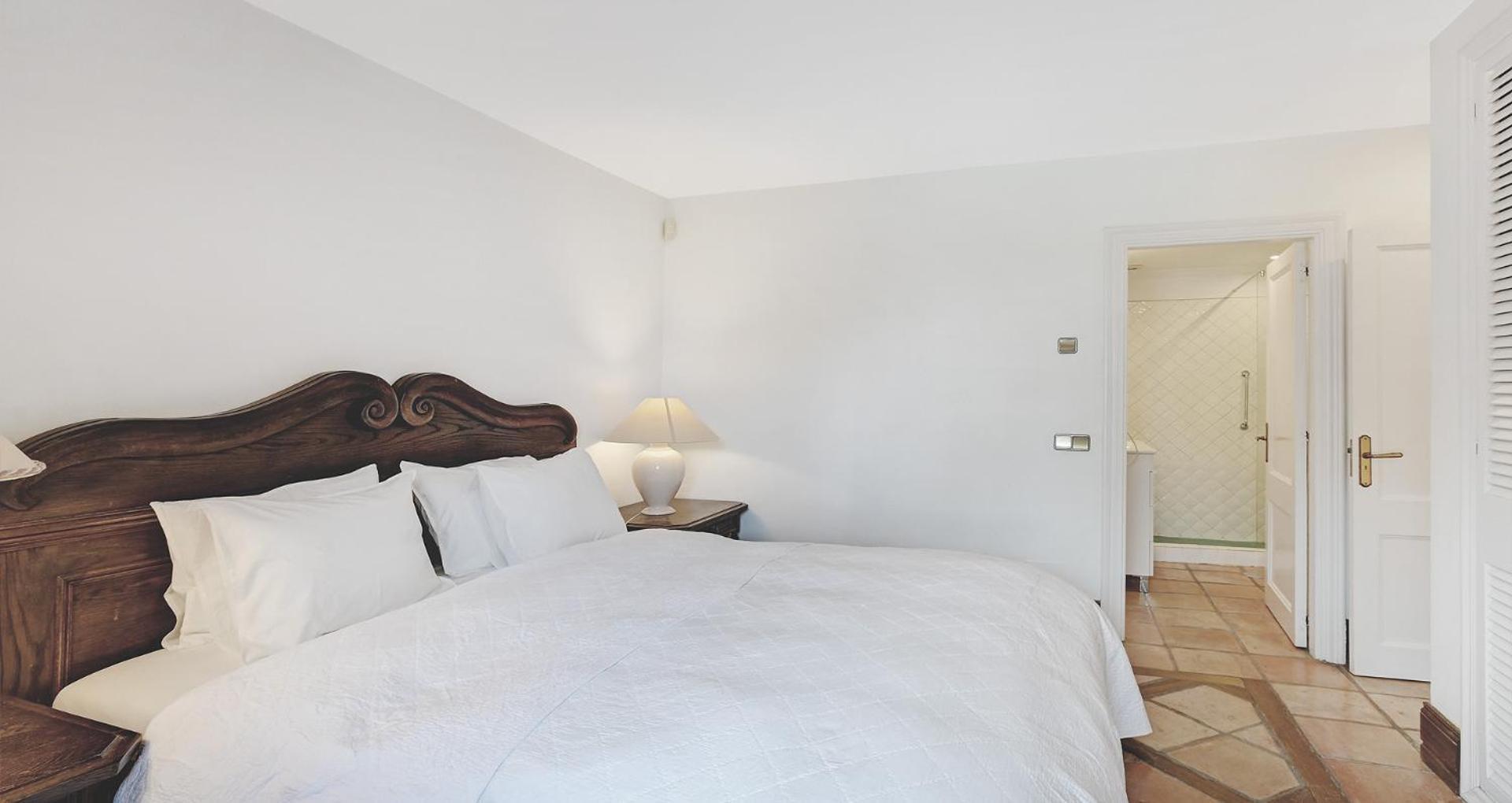 In Elegant With Pool In Apartamento Marbella