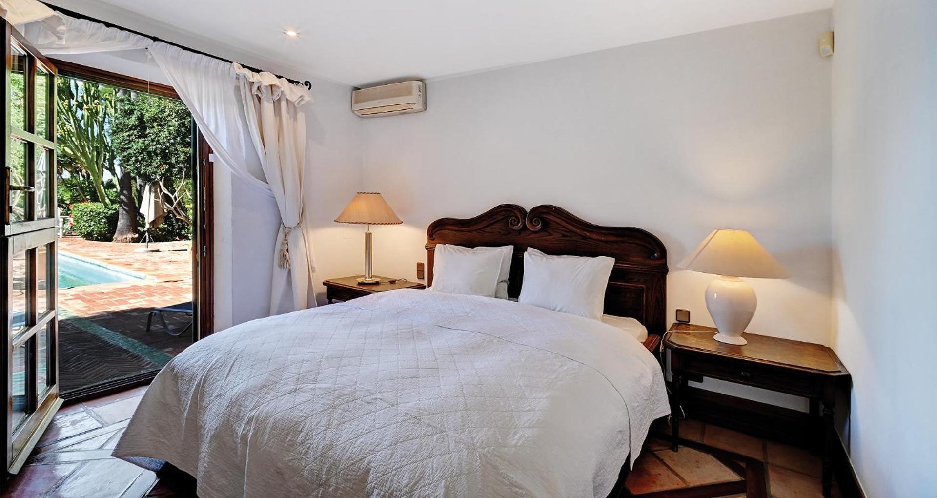 In Elegant With Pool In * Marbella