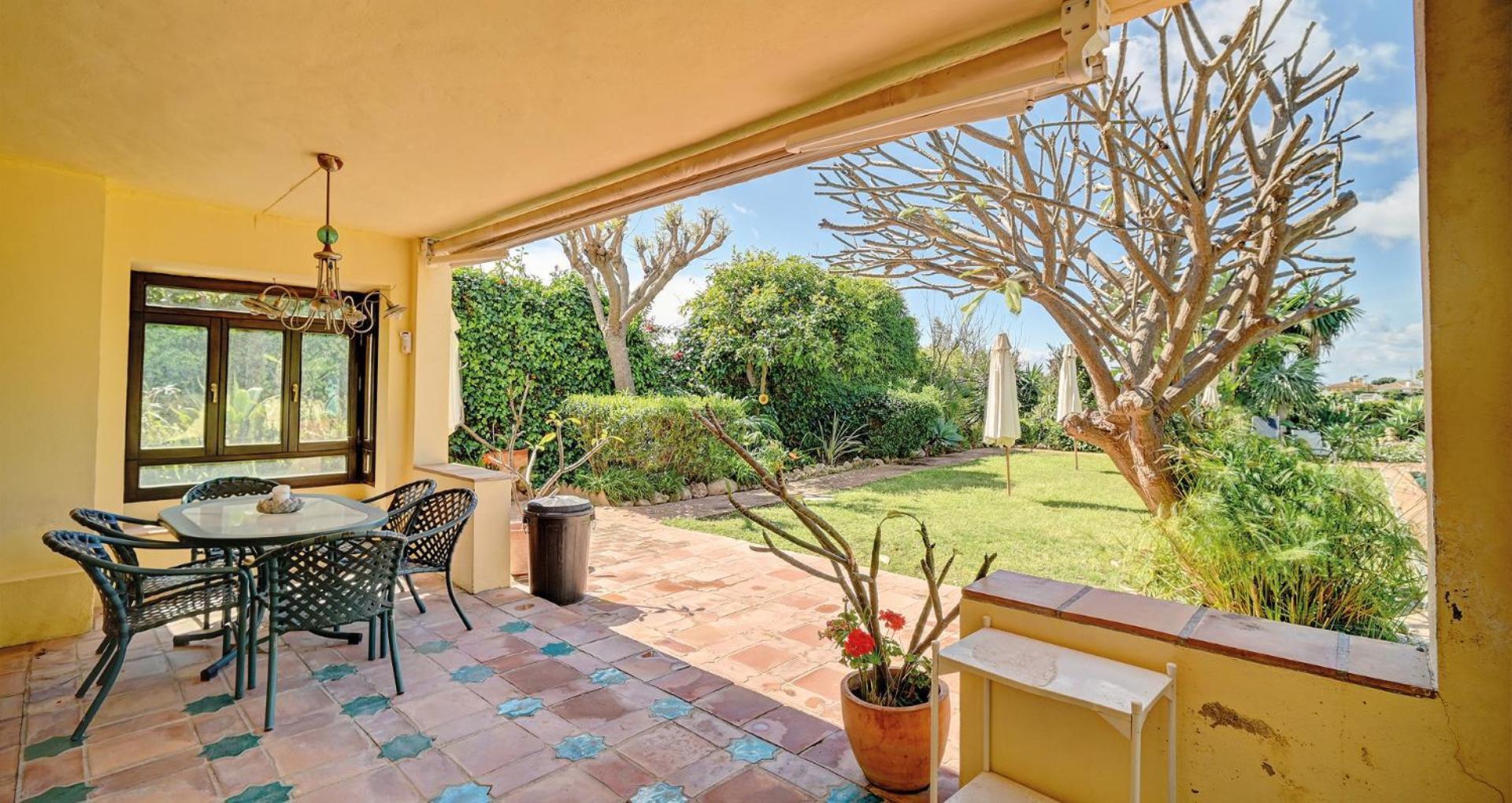 Apartamento In Elegant With Pool In *
